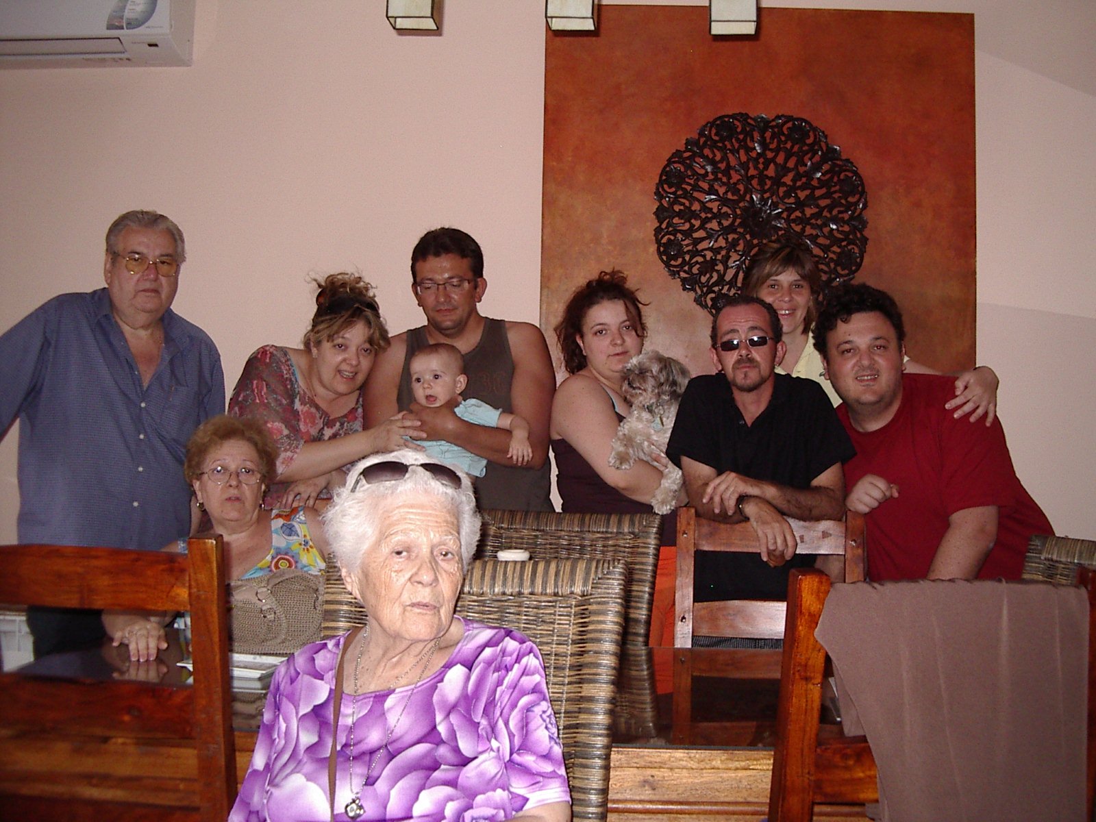 Foto de despedida... con la Piluqui chupando plano